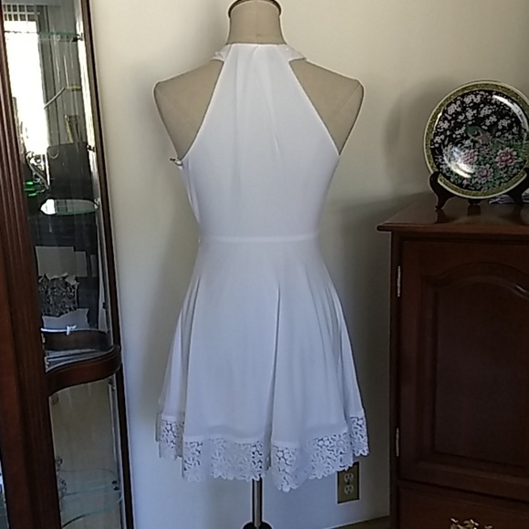 Express Dress - Picture 3 of 8